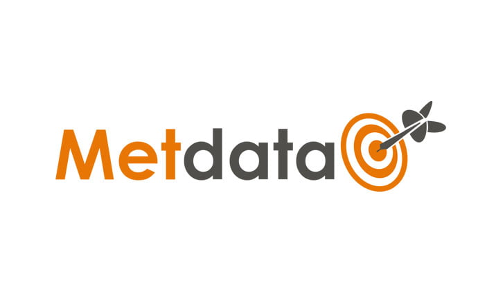 clientes_metdata